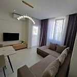 Joel Family Apartment's Center Daire *
