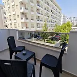 Joel Family Apartment's Center Daire Golem (Tirana)