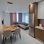 Joel Family Apartment's Center * Golem (Tirana)