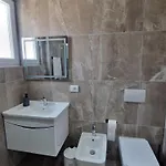 Joel Family Apartment's Center * Golem (Tirana)
