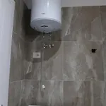 Joel Family Apartment's Center ゴーレム
