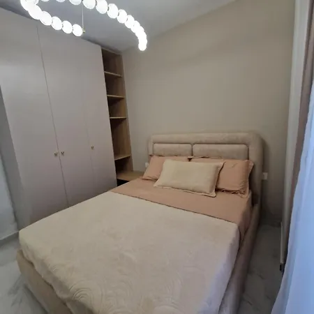 Joel Family Apartment's Center Apartment