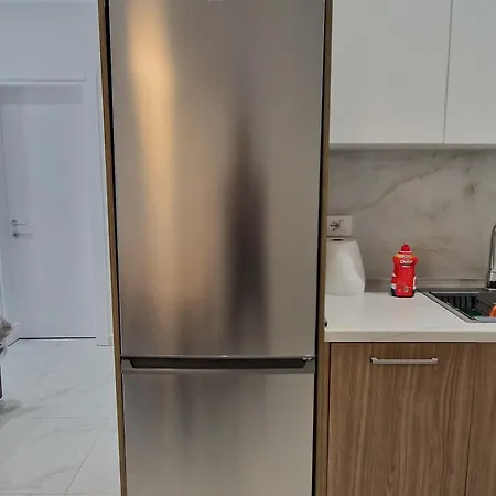 Joel Family Apartment's Center Апартаменты