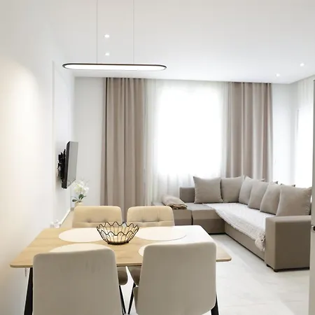 Joel Family Apartment's Center Appartement *