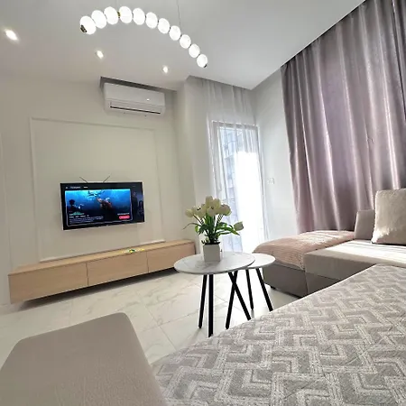 Joel Family Apartment's Center Lejlighed