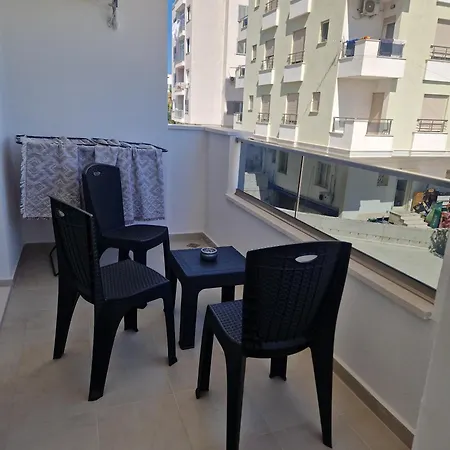 شقة Joel Family Apartment's Center غوليم