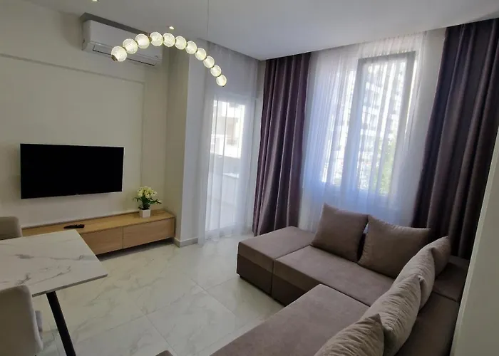 Joel Family Apartment's Center Apartament *