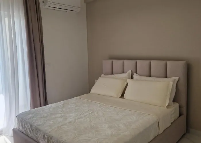 Joel Family Apartment's Center Apartament *