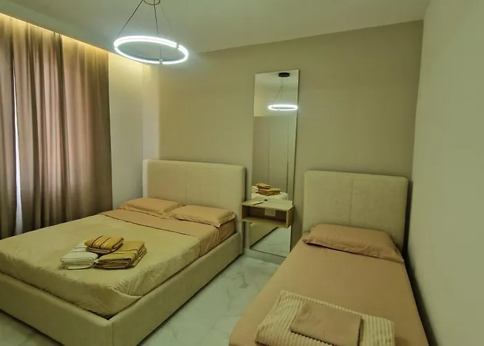 Joel Family Apartment's Center Apartament *