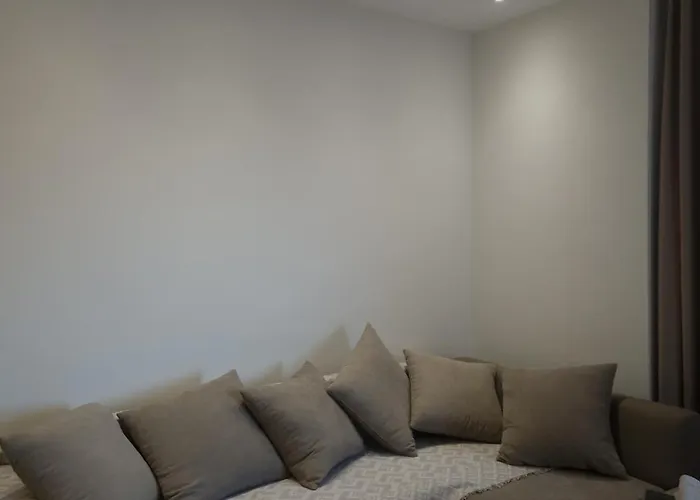 Joel Family Apartment's Center Apartament *